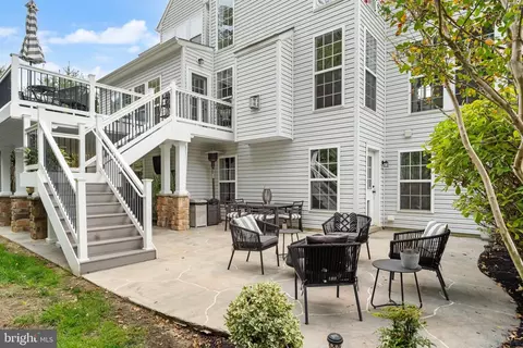 Exterior - 206 Sullivan Dr, Mickleton, NJ 08056 photo 5 of 10