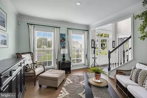 Entry Way - 206 Sullivan Dr, Mickleton, NJ 08056 photo 5 of 11
