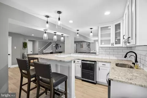 Kitchen - 206 Sullivan Dr, Mickleton, NJ 08056 photo 6 of 6