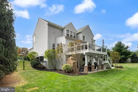 Exterior - 206 Sullivan Dr, Mickleton, NJ 08056 photo 4 of 10