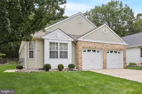 432 Virgin Island Dr, Williamstown, NJ 08094