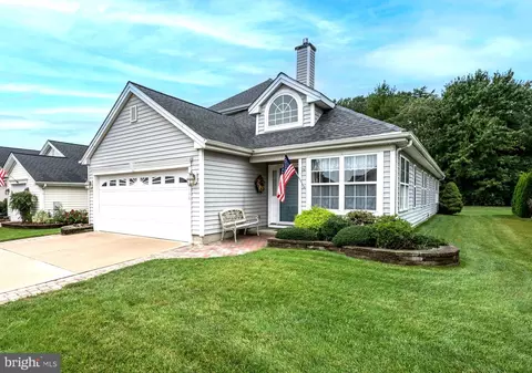 110 Avocet Ln, West Deptford, NJ 08086