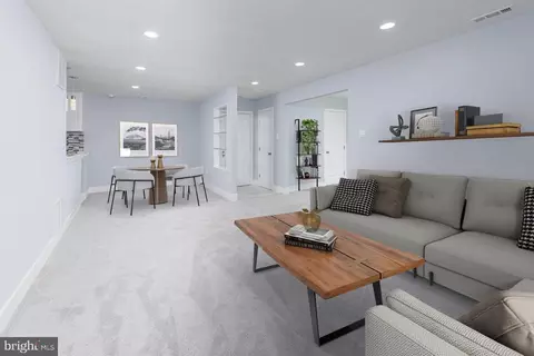 18 Brighton Pl, Sewell, NJ 08080