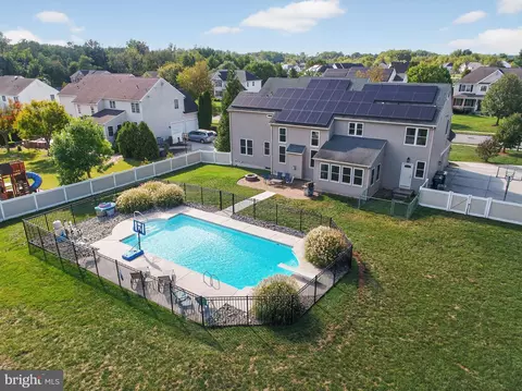 View/Area - 562 Partridge Ct, Mickleton, NJ 08056 photo 2 of 3