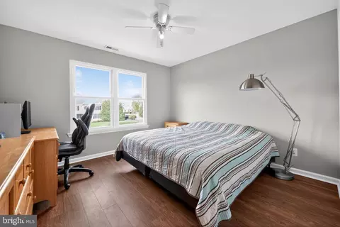 Bedroom - 562 Partridge Ct, Mickleton, NJ 08056 photo 3 of 4