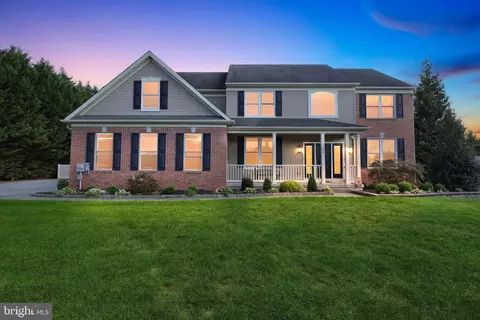 Exterior - 562 Partridge Ct, Mickleton, NJ 08056 photo 8 of 8