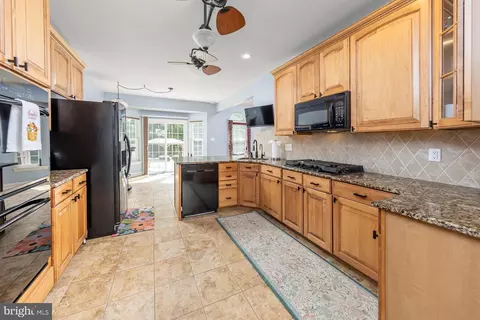 Kitchen - 310 Patsy Ct, West Deptford, NJ 08066 photo 2 of 3