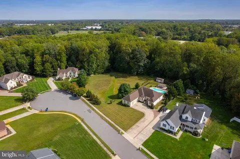 View/Area - 310 Patsy Ct, West Deptford, NJ 08066 photo 3 of 9