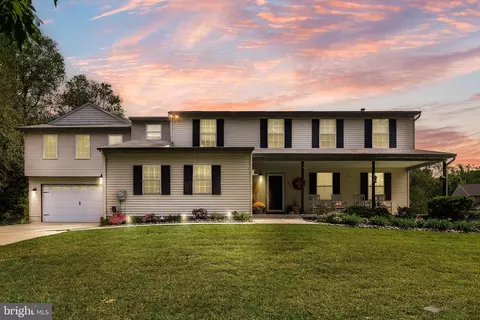212 Fawn Meadows Dr, Mount Royal, NJ 08061