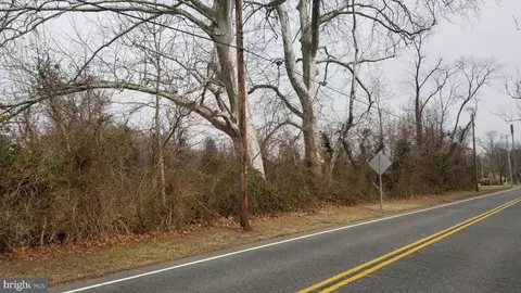 0 Democrat Rd, Gibbstown, NJ 08027