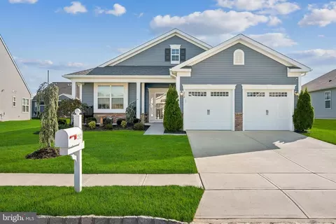 212 Montrose, Williamstown, NJ 08094