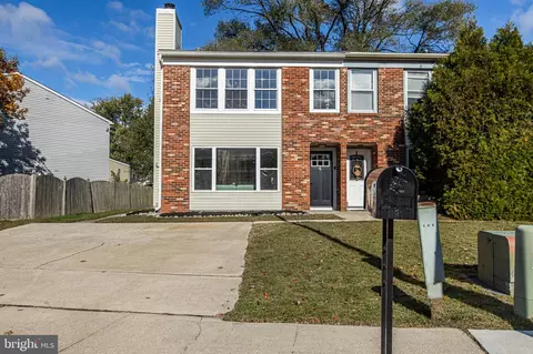 4 Corvas Ct, Sewell, NJ 08080