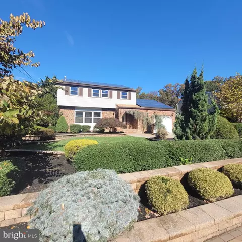 10 Birch Grove Ln, Blackwood, NJ 08012