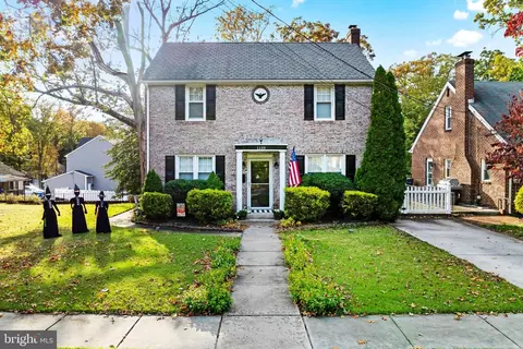 1159 Glassboro Rd, Woodbury Heights, NJ 08097
