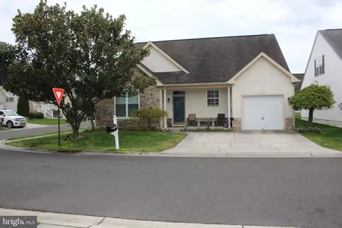 301 Castlewood Way, Woodbury, NJ 08096