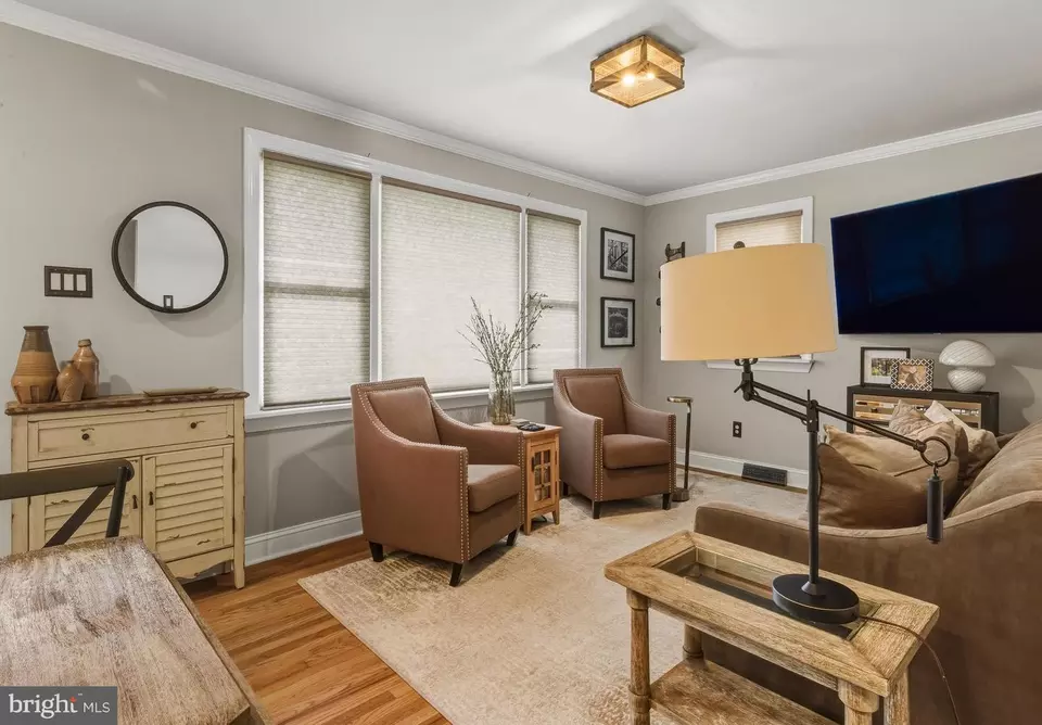 Entry Way - 109 Lambs Rd, Sewell, NJ 08080 photo 4 of 4