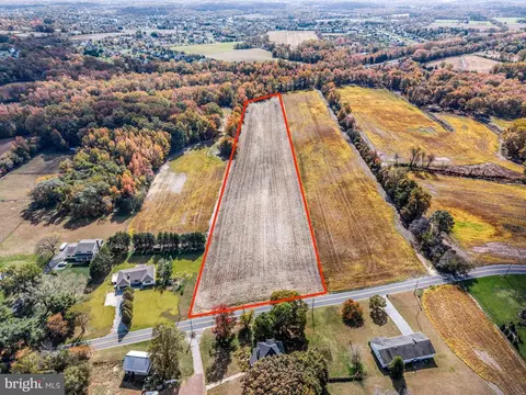 67 E Rattling Run Rd, Mickleton, NJ 08056