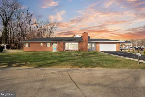 23 Grandview Ave, Williamstown, NJ 08094