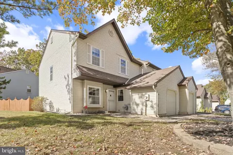 1029 Baywood Dr, Williamstown, NJ 08094