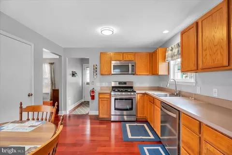 Kitchen - 121 11th Ave, Pitman, NJ 08071 photo 2 of 2