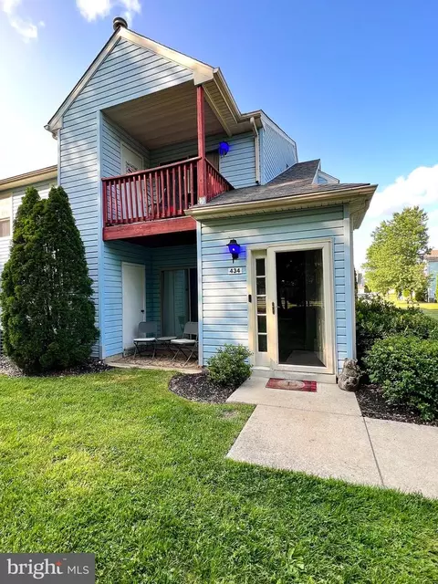 434 Atlanta Ct, Sewell, NJ 08080