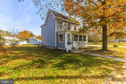 591 N Delaware St, Paulsboro, NJ 08066