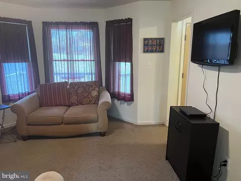 Living - 608 Main St, Sewell, NJ 08080 photo 4 of 6