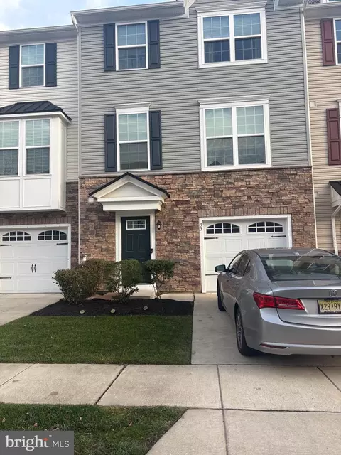 33 Peacock Cir, Sewell, NJ 08080