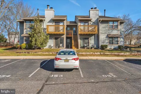 213 Barclay Ct, West Deptford, NJ 08051