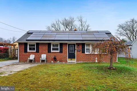 161 Riggins Blvd, Deptford, NJ 08096