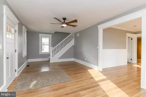 Living - 151 Cedar Ave, Pitman, NJ 08071 photo 2 of 4