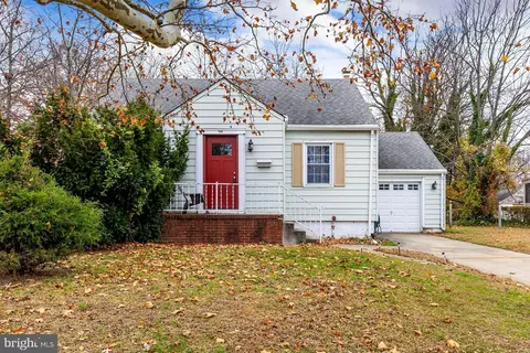 334 Lincoln Ave, Paulsboro, NJ 08066