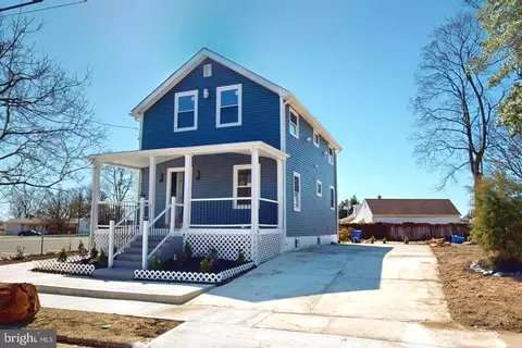 304 Monument Ave, National Park, NJ 08063