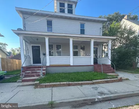 27 E 29 E Adams St, Paulsboro, NJ 08066