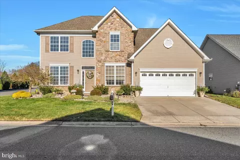 701 Weatherby Dr, Woodbury, NJ 08096