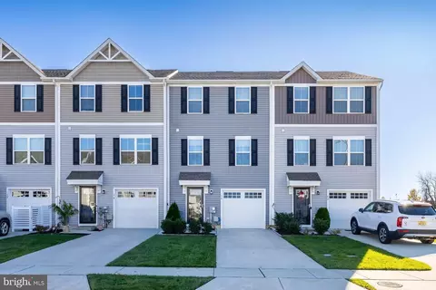 58 Burr St, Williamstown, NJ 08094