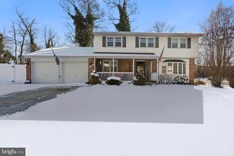 105 Saint Regis Dr, West Deptford, NJ 08096