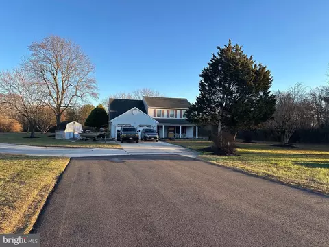 24 Mcintosh Rd, Sewell, NJ 08080
