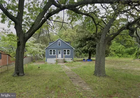 853 Mail Avenue Ave, Deptford, NJ 08096