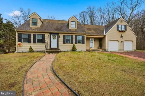 1518 Commissioners Rd, Mullica Hill, NJ 08062