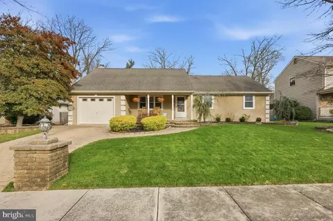458 Egg Harbor Rd, Blackwood, NJ 08012