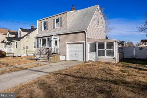 113 E Olive St, Westville, NJ 08093