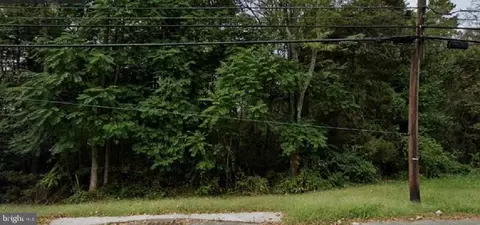 1240 Delsea Dr, Westville, NJ 08093