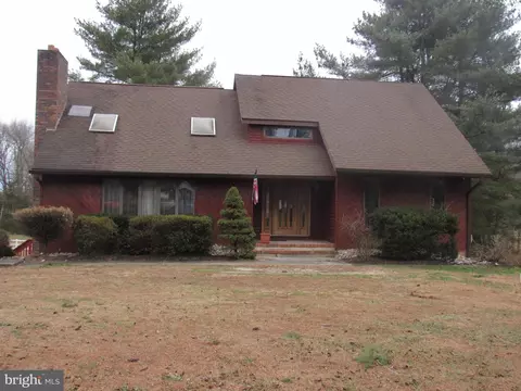15 Cedar Grove Rd, Mullica Hill, NJ 08062