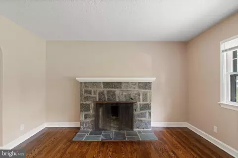 Living - 237 Adams Ave, Pitman, NJ 08071 photo 2 of 3