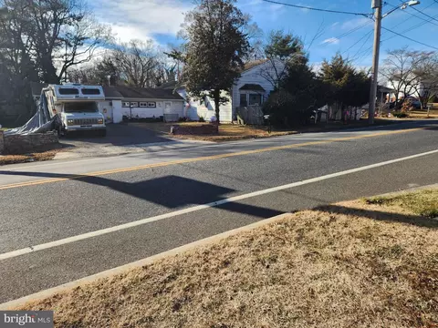 1649 Cooper St, Woodbury, NJ 08096