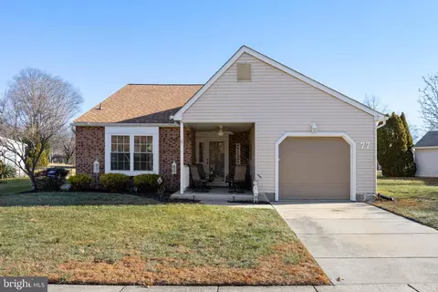 77 Lakebridge Dr, Woodbury, NJ 08096