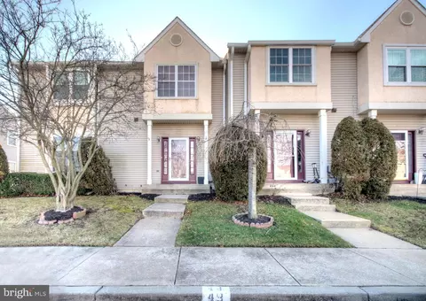 49 Winterberry Ct, Glassboro, NJ 08028
