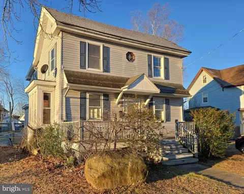 216 Broad St, Swedesboro, NJ 08085
