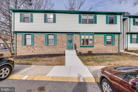 6 Carter Braxton Bldg, Turnersville, NJ 08012
